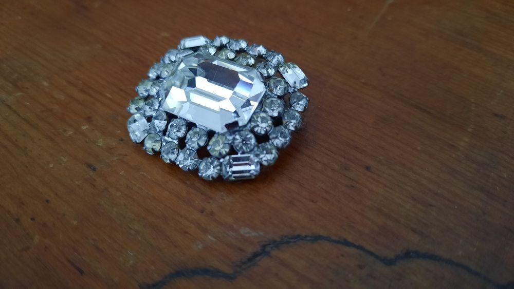 Alfinete / pregadeira