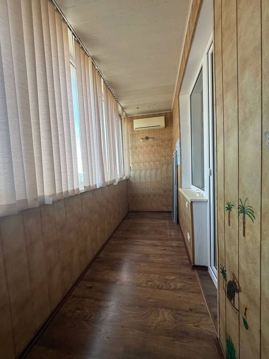 1но комнатная квартира 47 кв метров Вузовский. Кирпичный дом