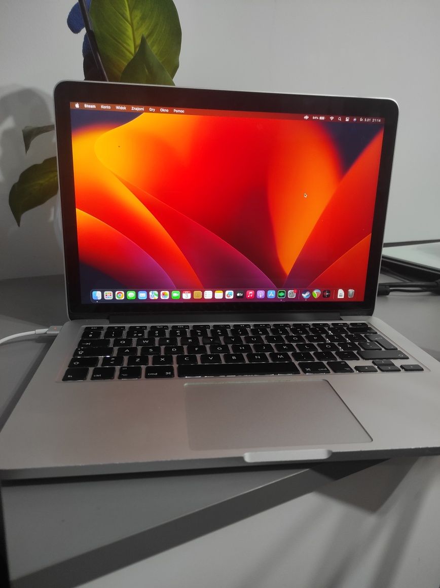 MacBook pro 13,3"