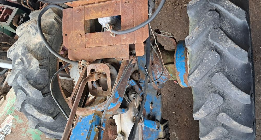 Valpadana VMC 14 para peças e motor lombardini