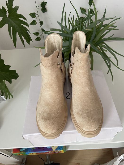 Buty zimowe nowe damskie