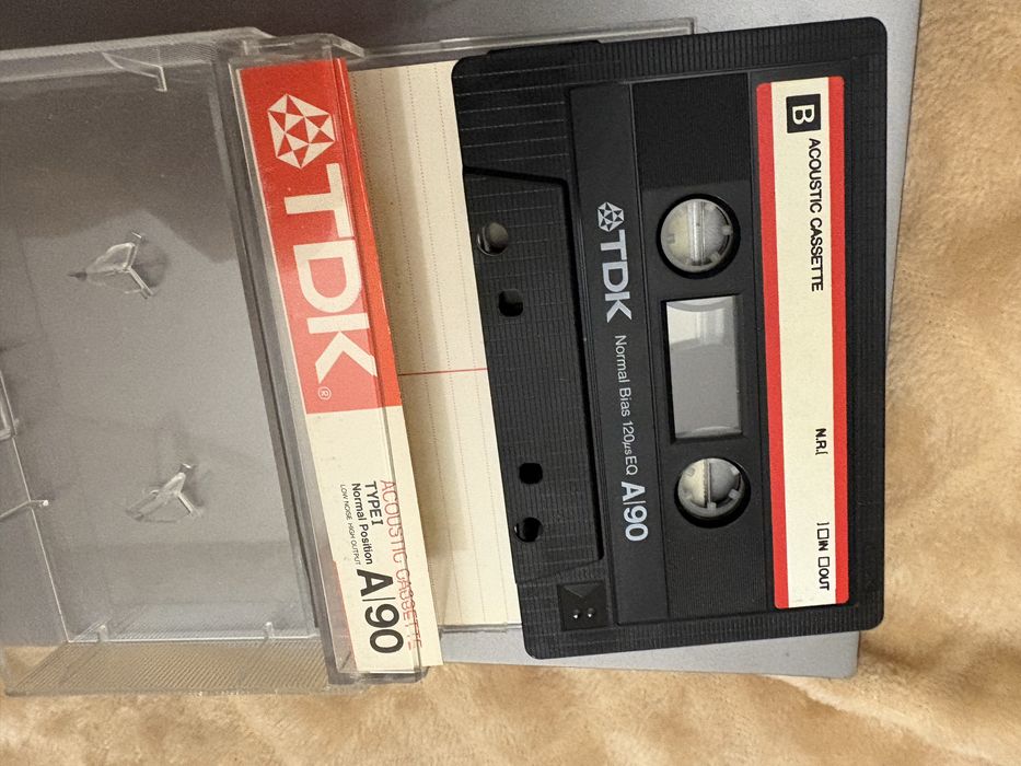 касети TDK лот: TDK SA 90 хром та дві Fe