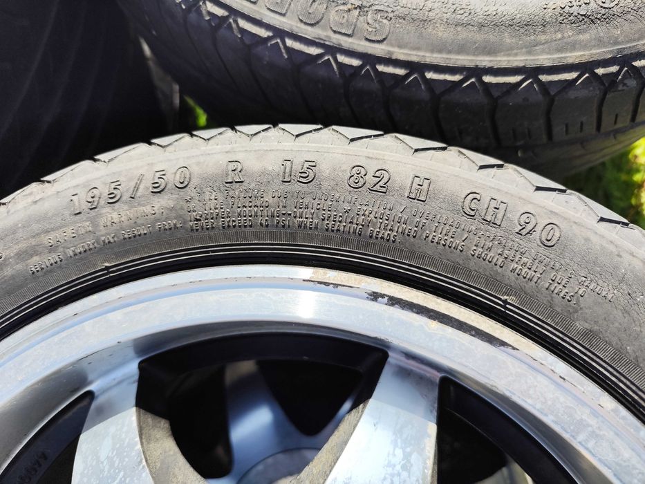 Alufelgi Koła Audi 80