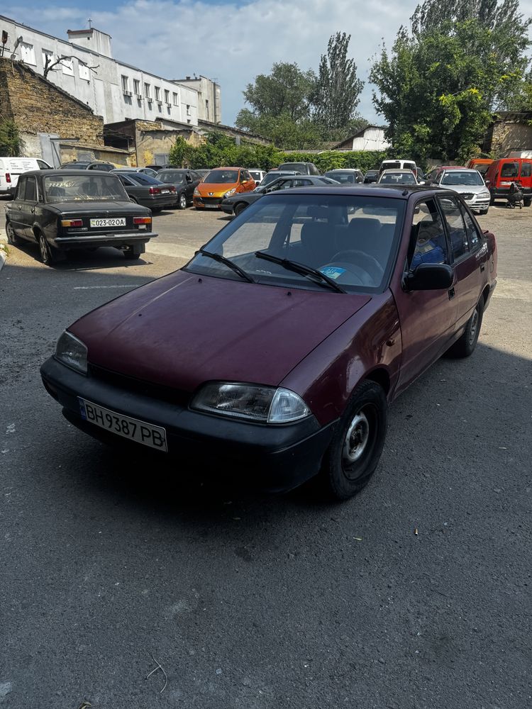 Продам Suzuki Swift 1995 год 1.3 Бензин Механика