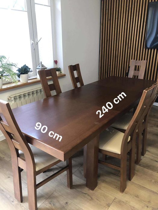 Stół i krzesła do salonu