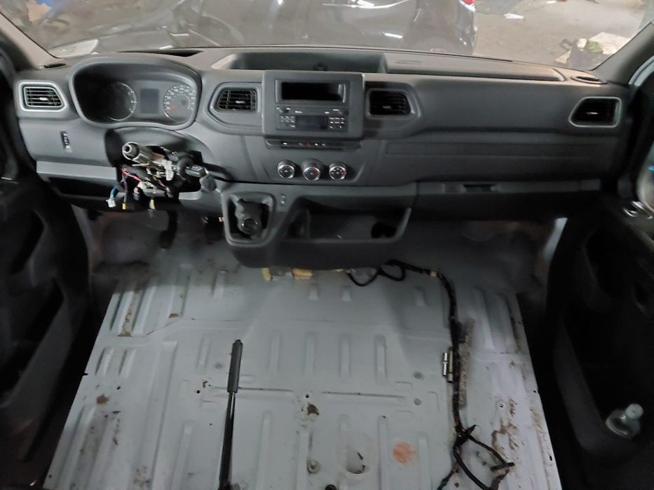 Renault Master III deska konsola kokpit