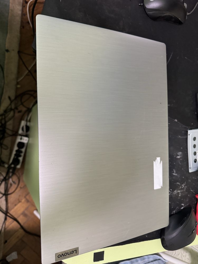 З нюансами! Ноутбук Lenovo 15,6” i3-10th/8RAM/256SSD з Німеччини