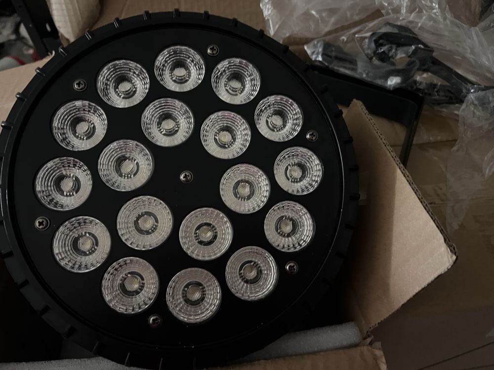 Foco led 200w dmx RGBW