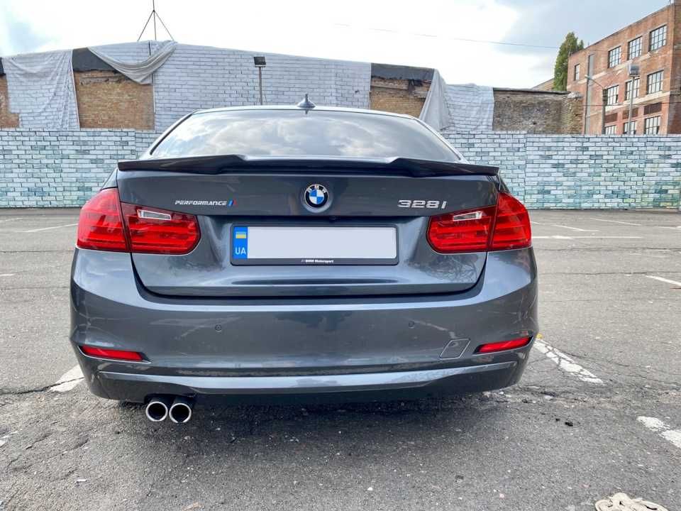 Спойлер (ДЕФЕКТ) BMW 3 F30 F80 M4 Стиль (Під фарбування) Ф30