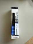 Wet n wild Megaliner Voltage blue, niebieski eyeliner