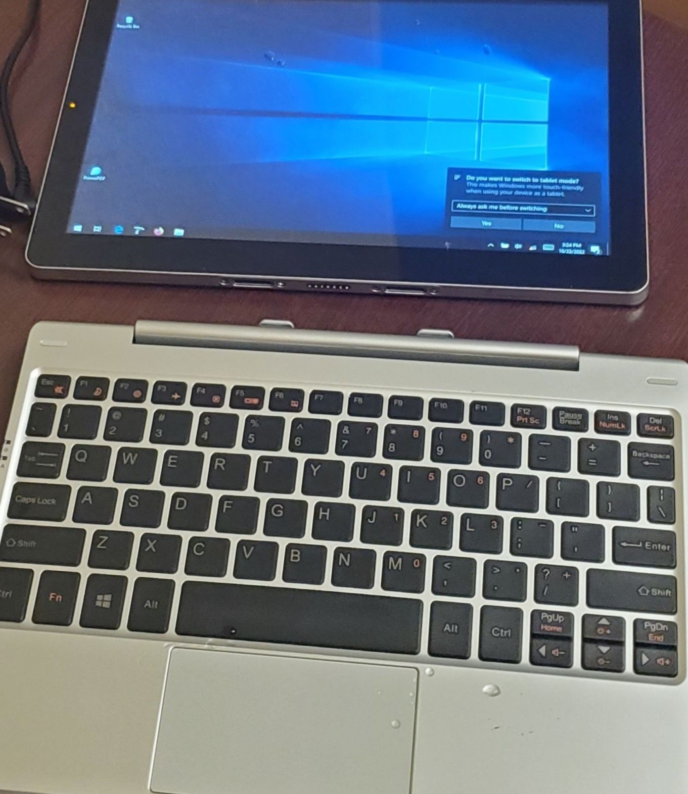 NextBook 10.1" 2-in-1 tablet & laptop w jednym