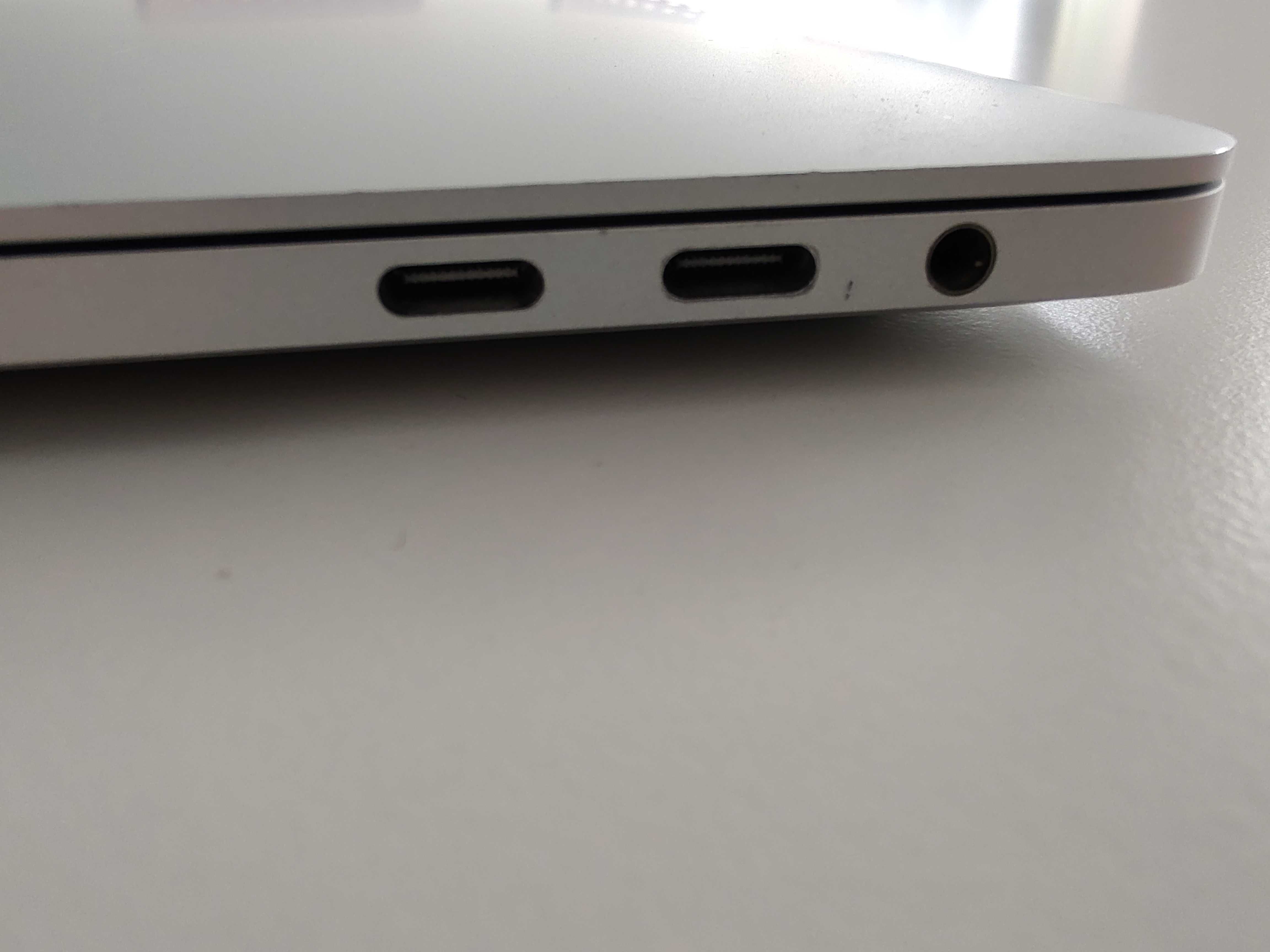 MacBook Pro (15-inch, 2016)