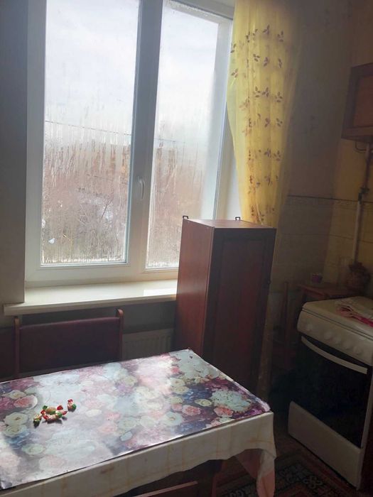 Продам 2 комн. кв-ру в п. Эсхар, центр