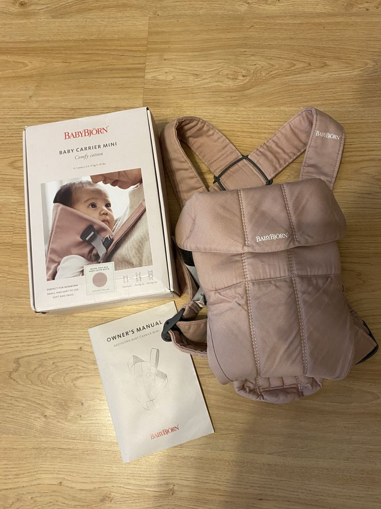 Nosidełko BabyBjorn różowe