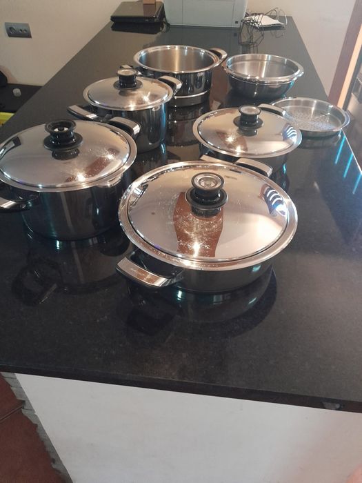 Trem de cozinha em bom estado