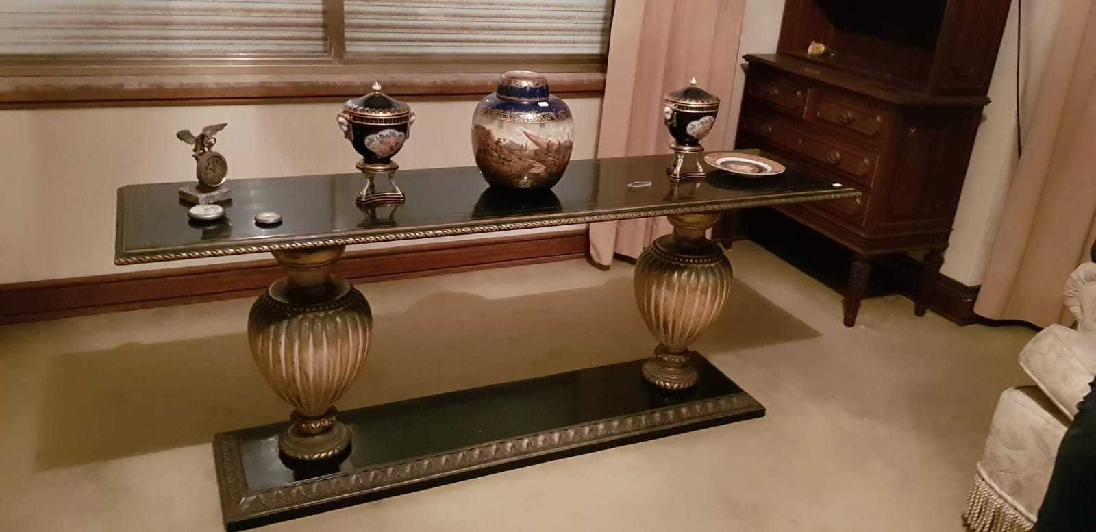 Mesa de apoio de sala