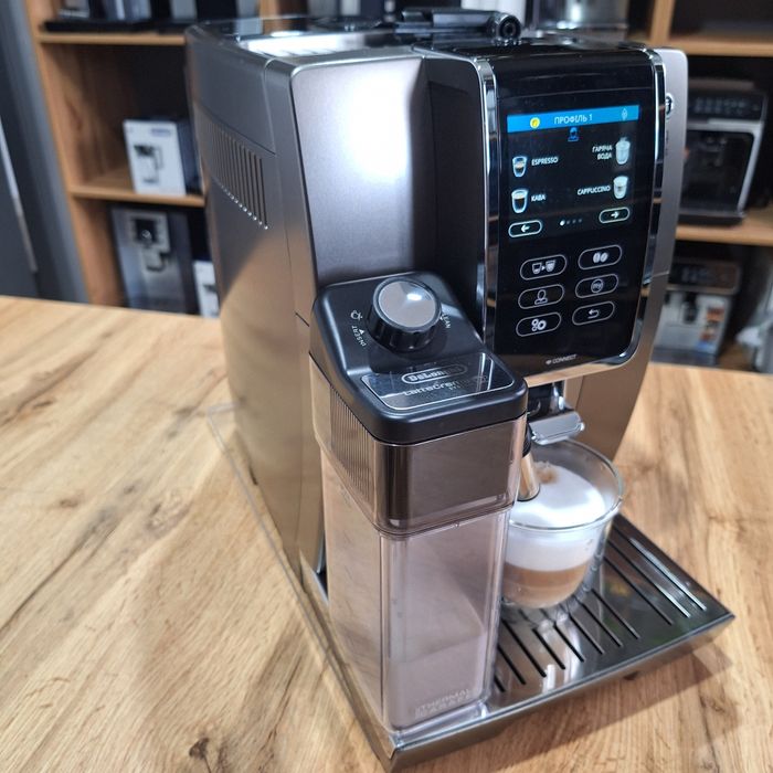 Кавомашина Delonghi Dinamica plus