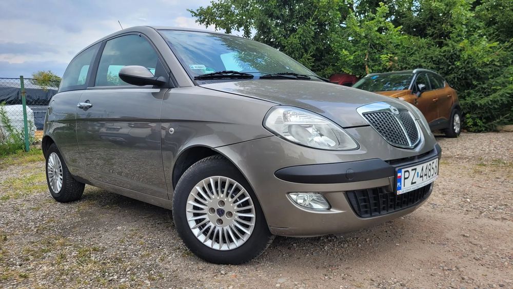 Lancia Ypsilon 1.2 klima elektryka Polski Salon