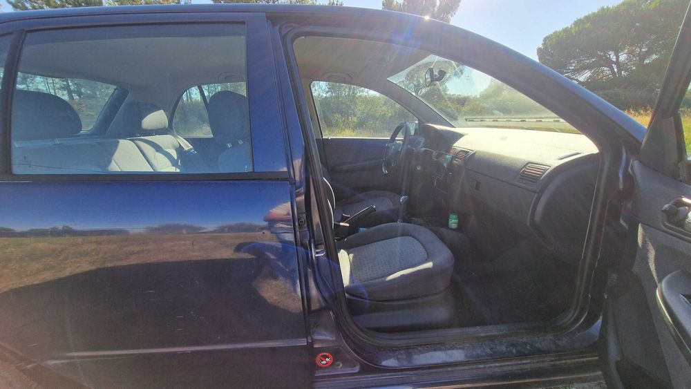 Skoda Fabia 1.4 super econômica