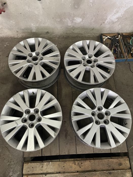 Диски япония корея Mazda R17 5*114.3 отличные