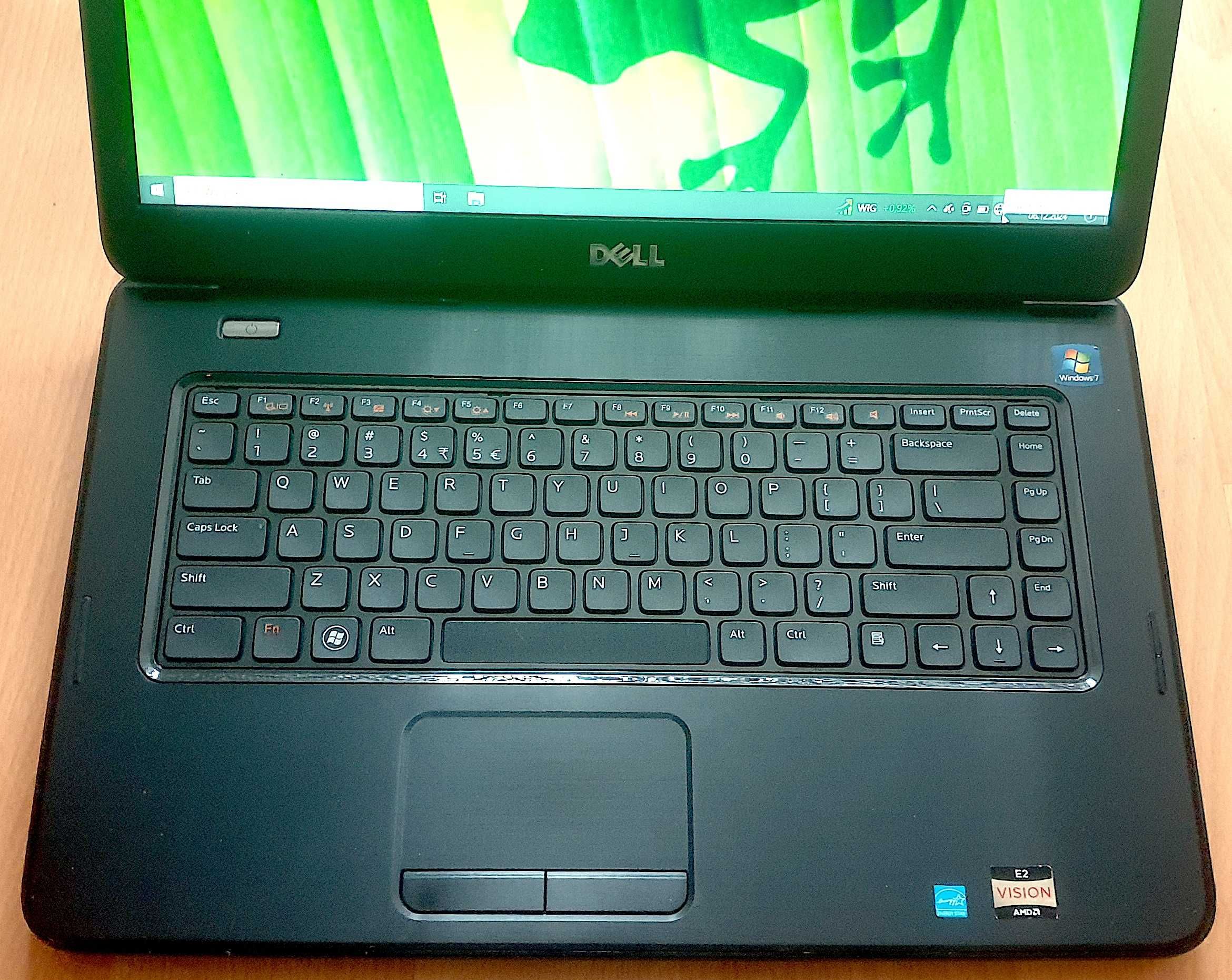 Laptop DELL Inspirion M5040