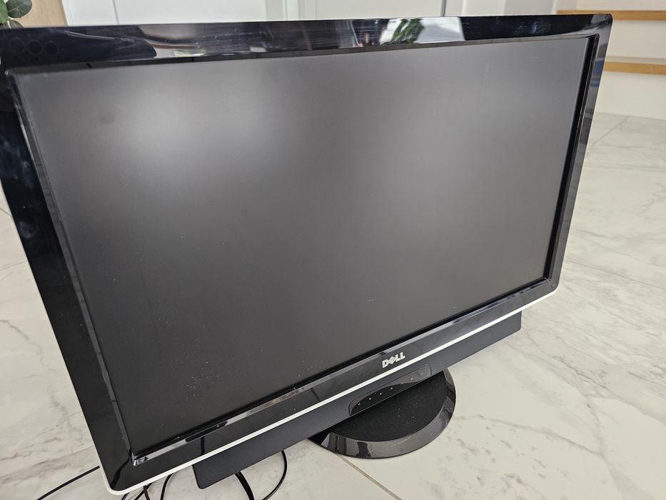 21'5 cala Monitor Dell ST2410b FHD + soundbar AY511