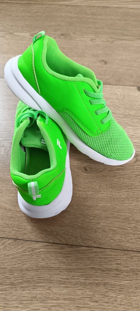 Buty Fila dziecięce  ,półbuty , zielone , bardzo dobry stan,rozmiar 30