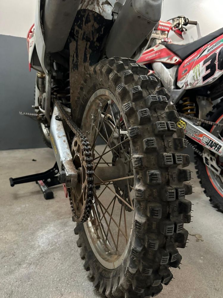 Honda crf-r  com poucas horas