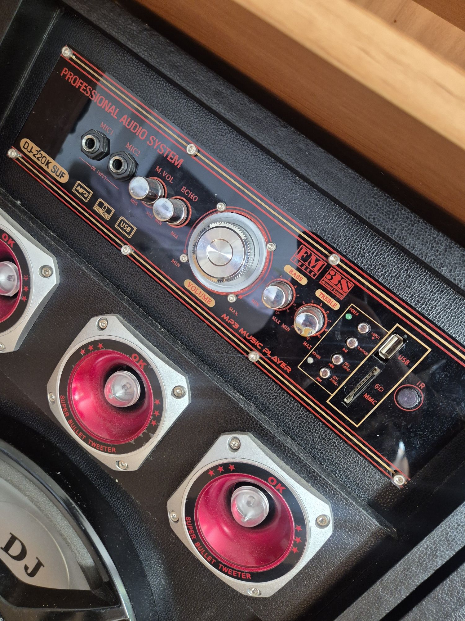 Zestaw dwóch kolumn intex DJ-220k