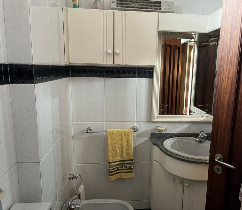 Alugo quarto para estudante