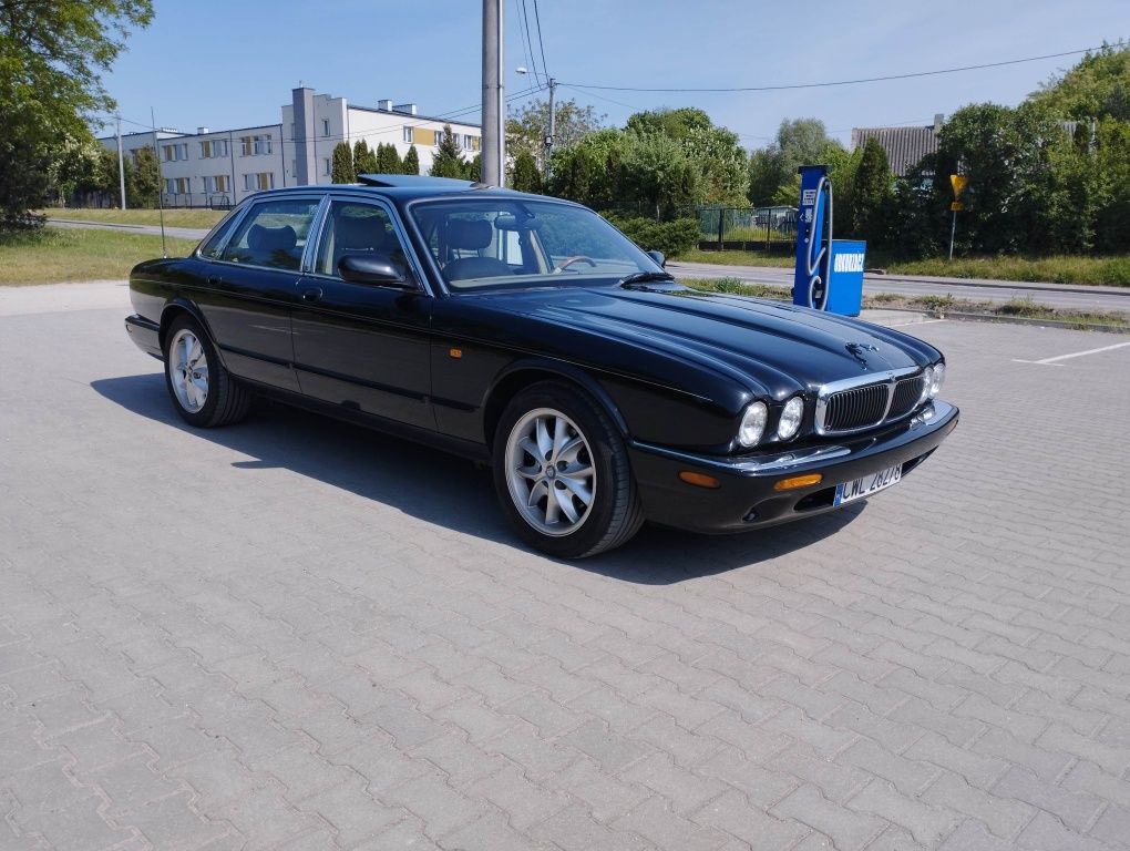 Jaguar xj8 3.2 V8 benzyna