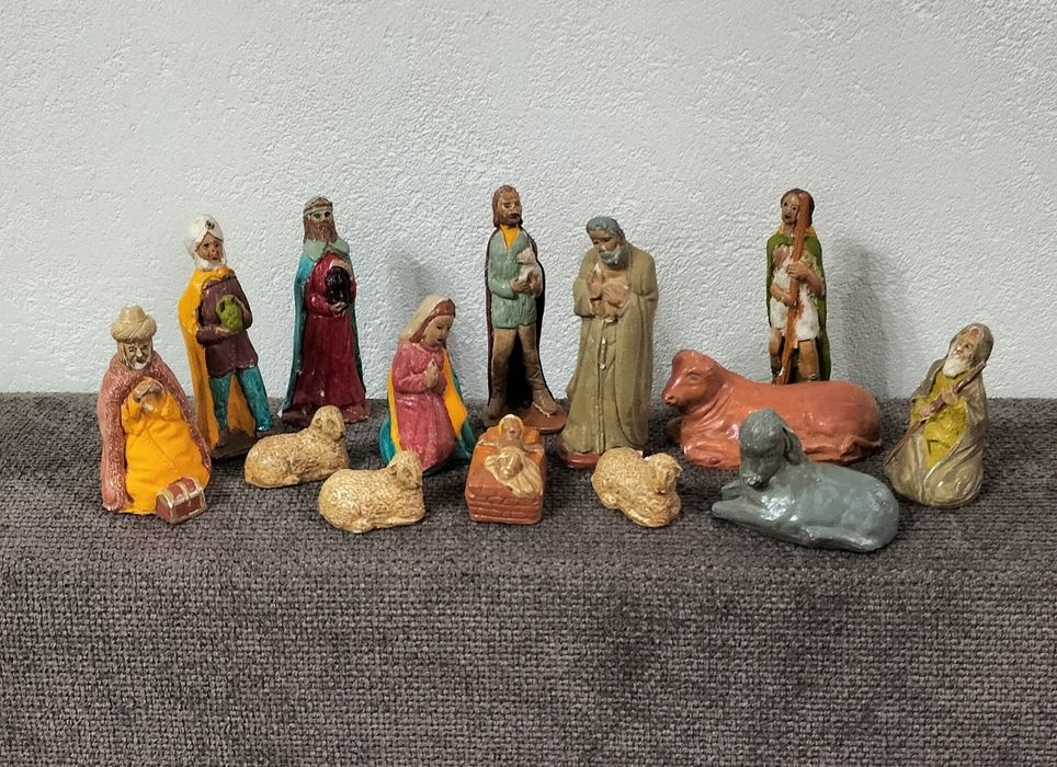 Vintage stare figurki ceramiczne do szopki bożonarodzeniowej