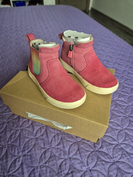 Дитячі черевики, чобітки UGG розмір 28.5