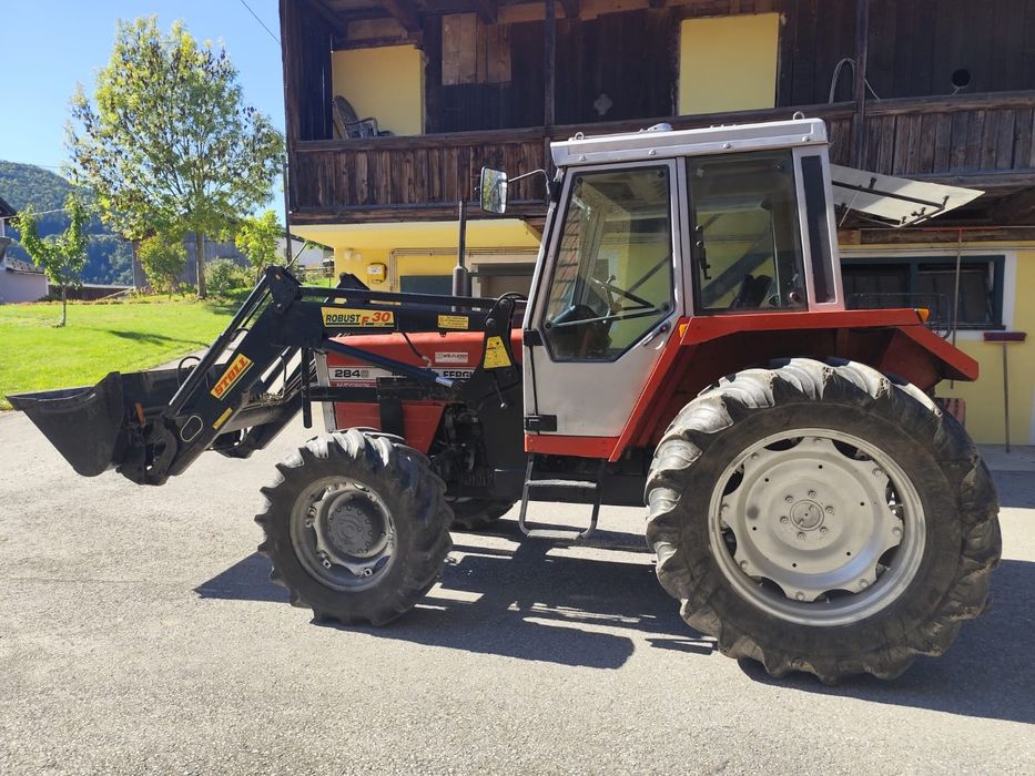 Ciągnik rolniczy Massey Ferguson 284S oryginal