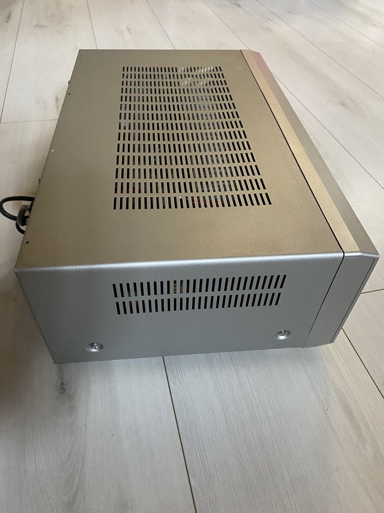 Amplituner Sony STR-DE495