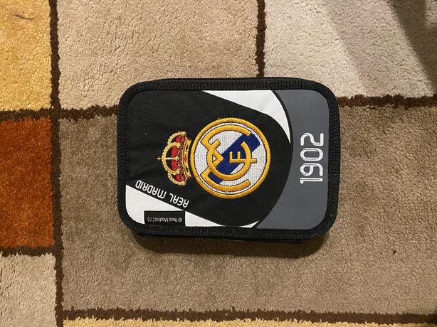 Estojo oficial Real Madrid nunca usado