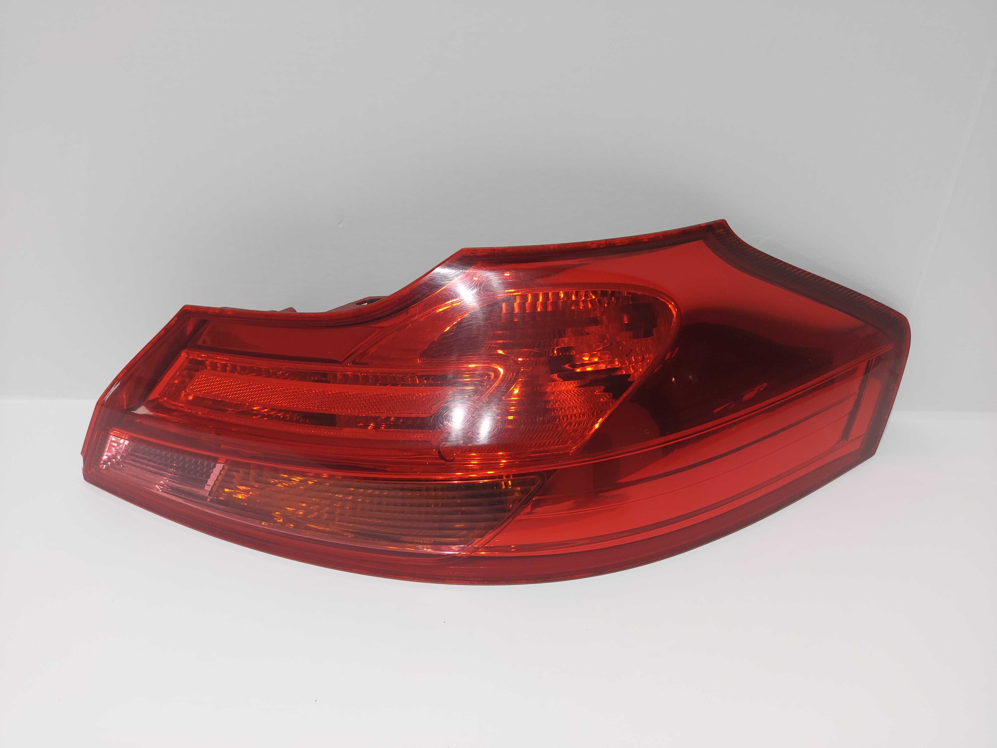 Opel Insignia A Kombi 08- Lampa prawy tył 5PIN EU