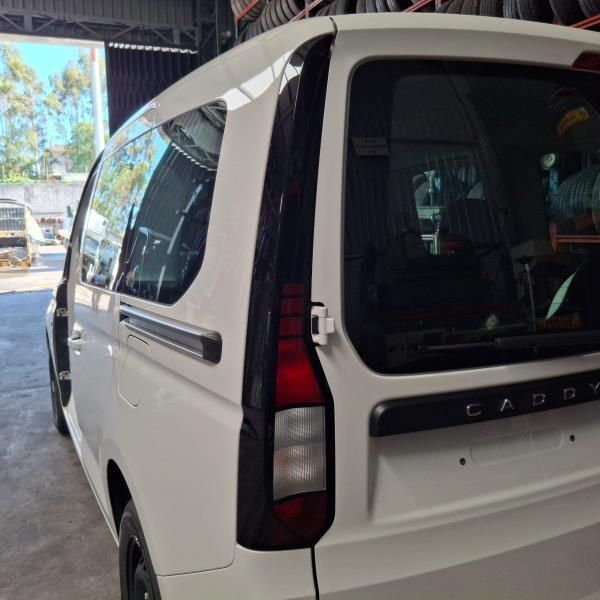 Farolim Stop Esquerdo Volkswagen Caddy Iv Combi (Sab, Saj)