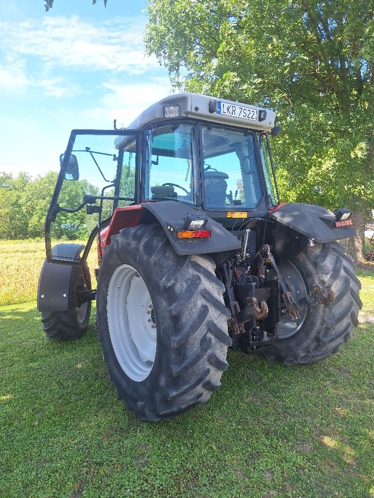 Massey Ferguson 6270 nie John Deere, Case,