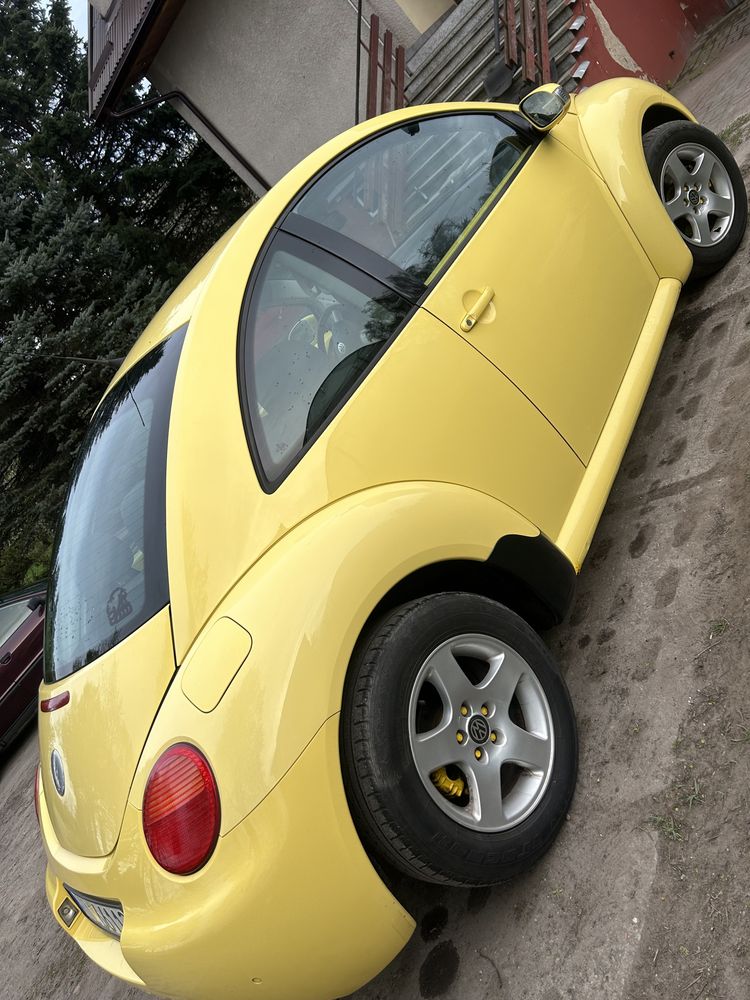 Sprzedam VW New Beetle 1,6 Benzyna 2003r Igla !