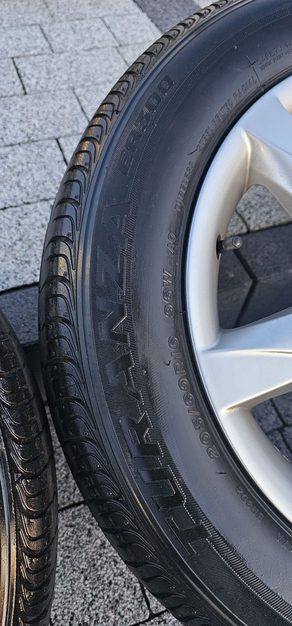 4 Koła Alufelgi Audi A6 A4 205 60 R16 BRIDGESTONE TURANZA ER300 LATO1