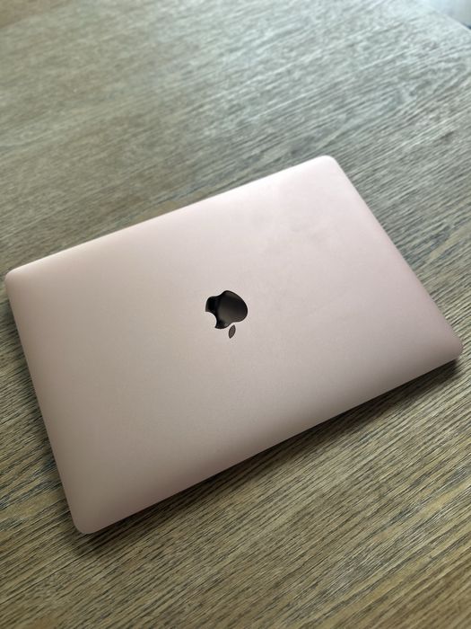 Macbook Air 2019 rose gold jak nowy!