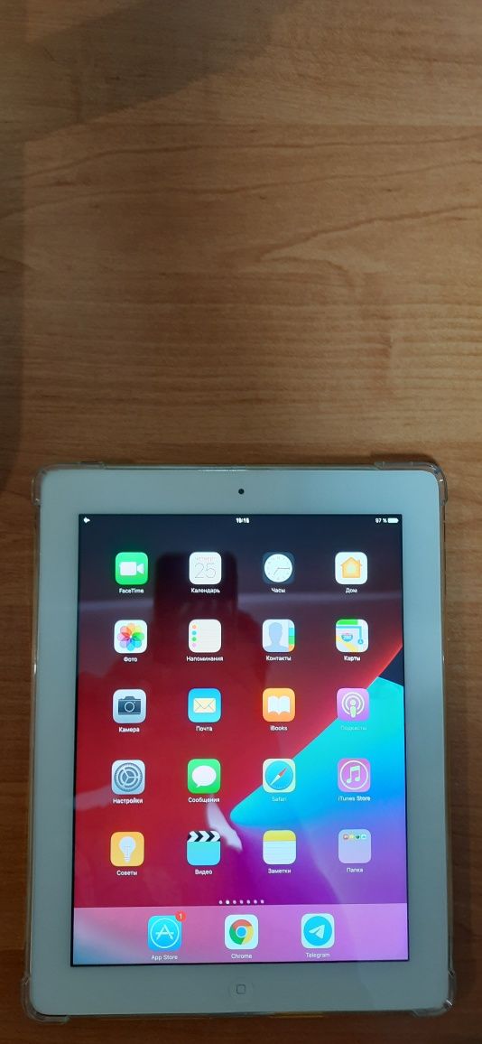 iPad 4 128 GB в хорошем состоянии