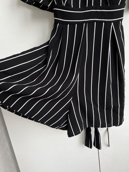 Нарядний комбінезон в полоску, ромпер