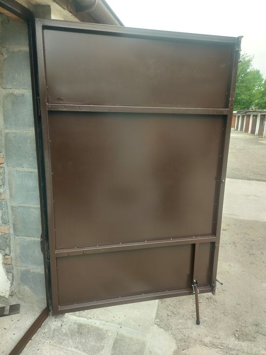 Drzwi garażowe zamki śrubowe rygle blacha 2mm