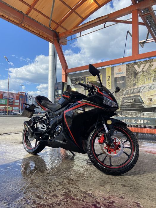 Продам спортбайк Viper R1 250cc (2021) состояние идеальное.