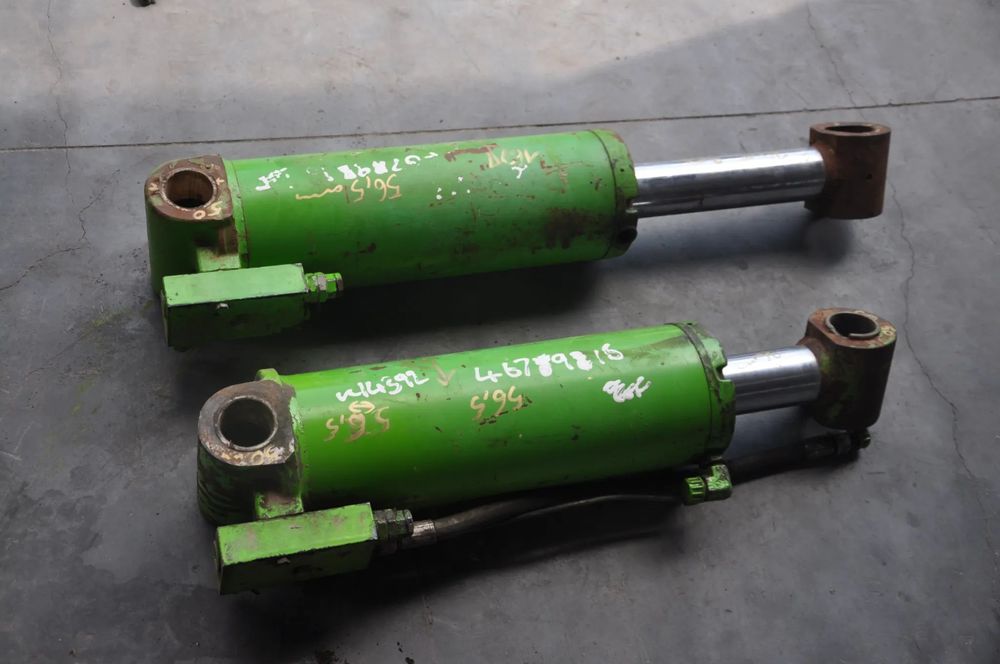 Siłownik hydrauliczny Merlo