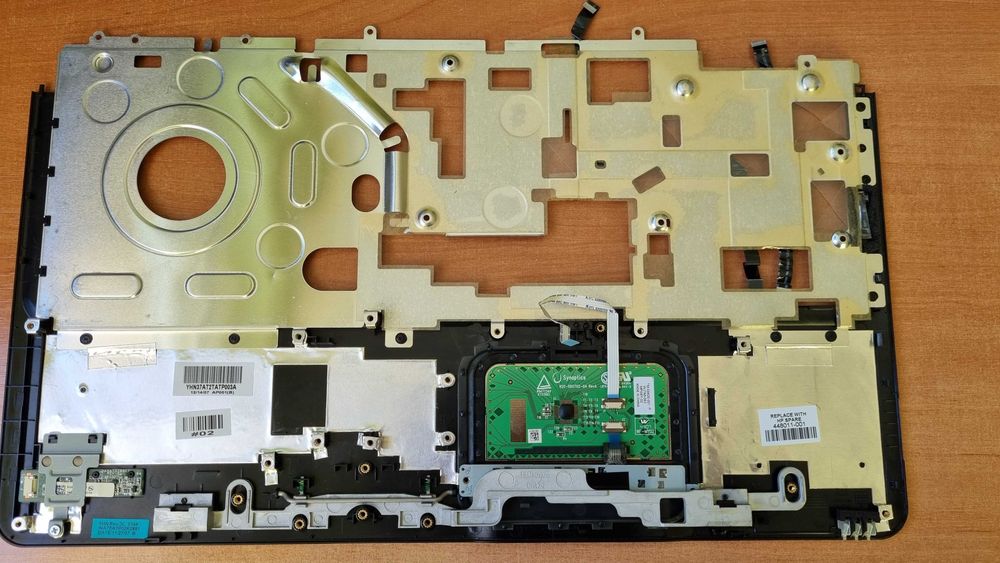 Obudowa przednia laptopa HP Pavilion DV9700.