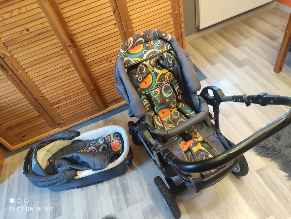 Wózek dziecięcy używany