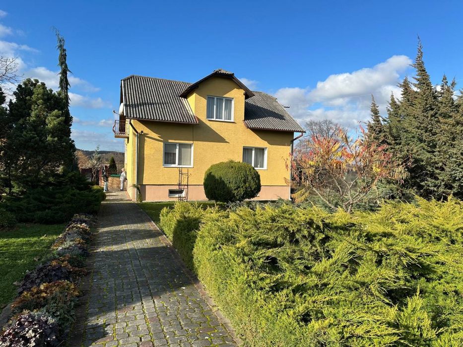 Продається будинок неподалік курортного міста Трускавця